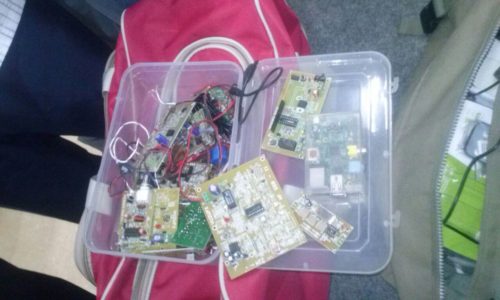 Circuits homebrewed by OM Cyril VU2Ay and OM Charu VU2UPX. DDS VFO, Digital Clock, LC meter, HF upconverter for RTL SDR dongle, etc.